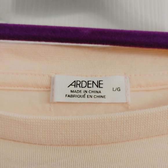 Colorblock Crop - Picture 3 of 3